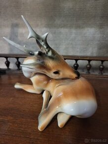 Soška srnec - Royal Dux