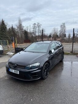 VW GOLF R 2.0 TFSI 221kw 4 MOTION panorama