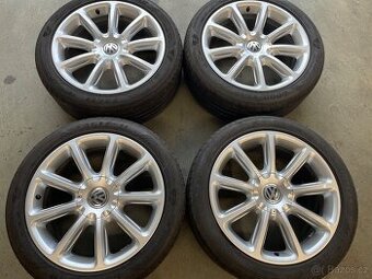 VW Passat B8 235/45/18 , 5x112