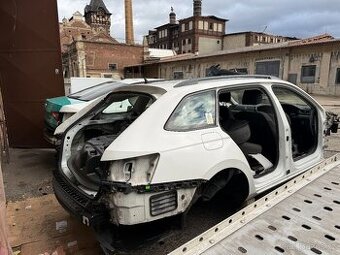 Kastle Skoda Superb 3 SEDAN i KOMBI ANGLICANI