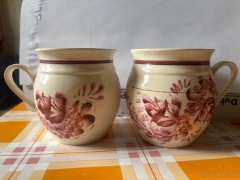 Různé hrnky nabídnete cenu