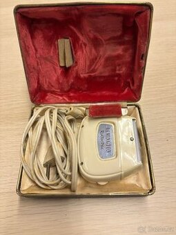 Remington holicí strojek