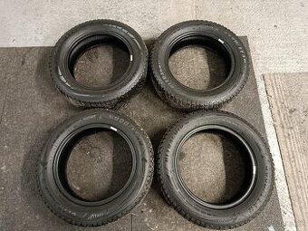 Pneu Goodyear utragrip 9