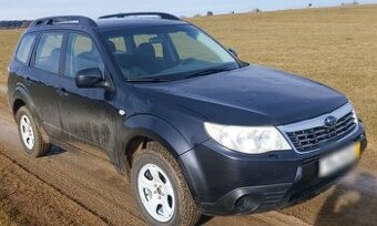 Subaru Forester SH 110kw benzín 4x4 manuál KROUPY