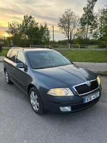 Skoda octavia combi 1.6 FSI benzin manual