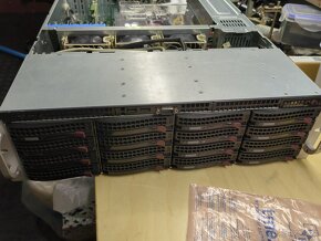 Serverová skříň 3U Supermicro, zdroj 2x 920W