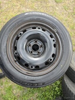 185/60r15 Bridgestone včetně disků škoda vw