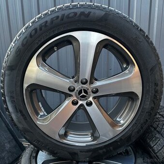 5x112 R19 8J ET38 Mercedes Benz GLC + 235/55 R19