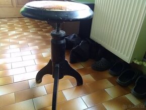 Točivá židle