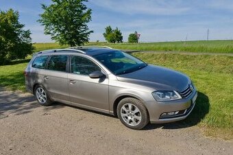 PRODÁM VW PASSAT Variant Highline 2,0 TDI - SUPER STAV