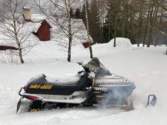 Sněžný skútr ski doo - 1