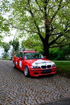 BMW e46 325i / Samosvor