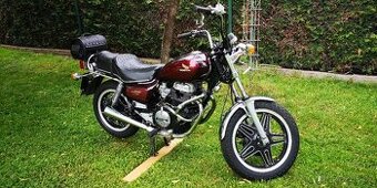Honda CM 400 Custom - 1