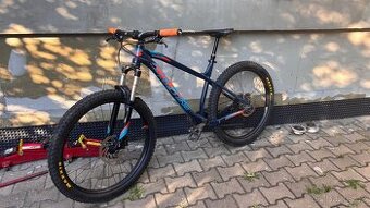 MTB trail rock machine blizz