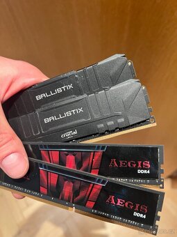 4x RAM 8GB DDR4 – Ballistix 2666 + G.SKILL 3200 s XMP