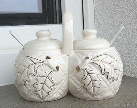Porcelánová nádoba na omáčky/oleje, motiv lístečků - 1