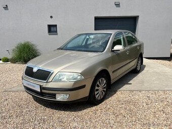 Škoda Octavia 1.9 TDI 77KW, Servisní kniha