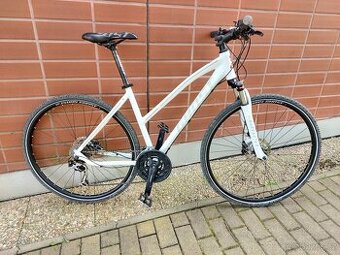 Dámské trekové kolo Ghost Panamao X5