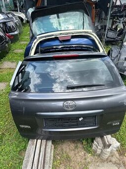Predám kufr dvere Toyota Avensis kombi 2003-2008 1G3