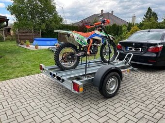 Vozík / přípojné vozidlo / přívěs na motorku / motorky