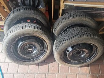 Použitá plechová sada kol - Zimní pneu 185/60 R15
