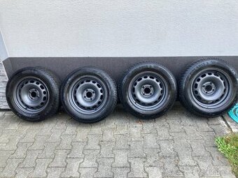 Zimní sada pneumatik z Peugeot 308-195/65 R15 T - ET32