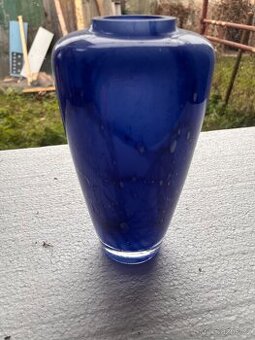 Masivní modrá váza (23cm)