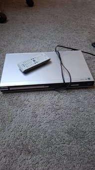 DVD + DALKOVY OVLADAC