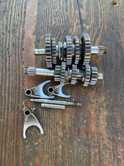 Kompletní převodovka vidličky hřídel Yamaha YZ 125 r 02-04