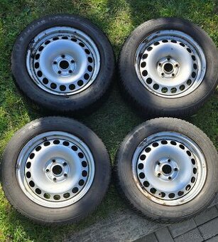 16" plechové ráfky+zimní pneu Dunlop Wintersport