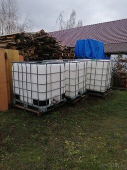 Nádrže 1000 litrů