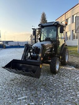 TE504c včetně čelního nakladače