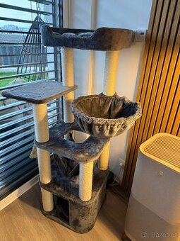 Kočičí škrabadlo Nobby - téměř nové