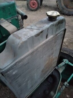 Prodám zdravý chladič na ZETOR7011- po FRIDEXU