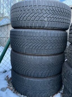 Zimní pneu 235/55R19 Bridgestone