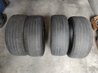Prodám 4 PNEU Michelin letní 235/55 R 17