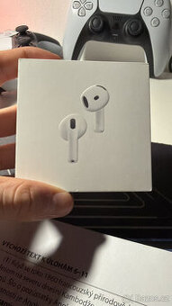 Apple AirPods 4 NOVÁ  sluchátka