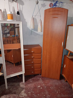 Nábytek ,studentskÝ pokoje,skříň,KOMODA