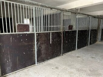 Vnitřní boxy pro koně - 1