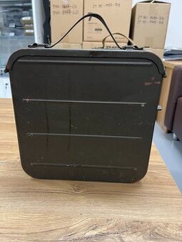 Schránka na náboje