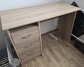 SPĚCHÁ Prodám psací stůl - jen 700 Kč