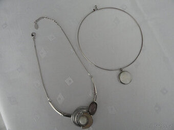 Bižuterie 2 ks 500 Kč