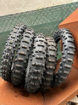 Cross pneu 140/80-18