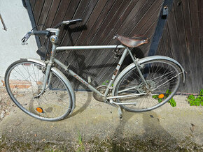 Prodám silniční kolo značky Favorit