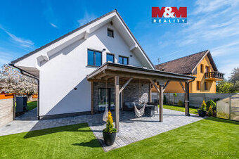 Prodej rodinného domu, 254 m², Struhařov, ul. V Domcích