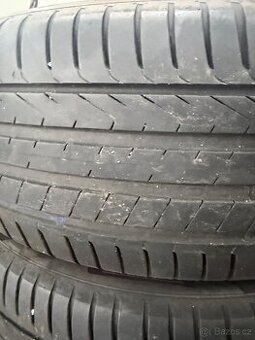 Pneumatiky 235/55/R18