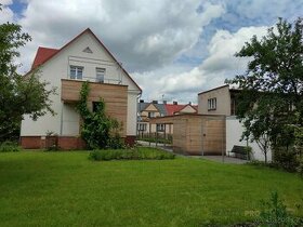 Pronájem rodinného domu 200 m², pozemek 341 m²