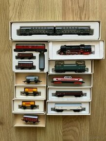 Modelová železnice PIKO N, lokomotivy a vagóny