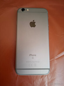 Telefon Apple iPhone 6s A1688 (2GB + 32GB) + nabíj.Lightning