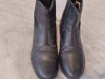 Jezdecké boty ( perka) vel. 39 , beránek na sedlo